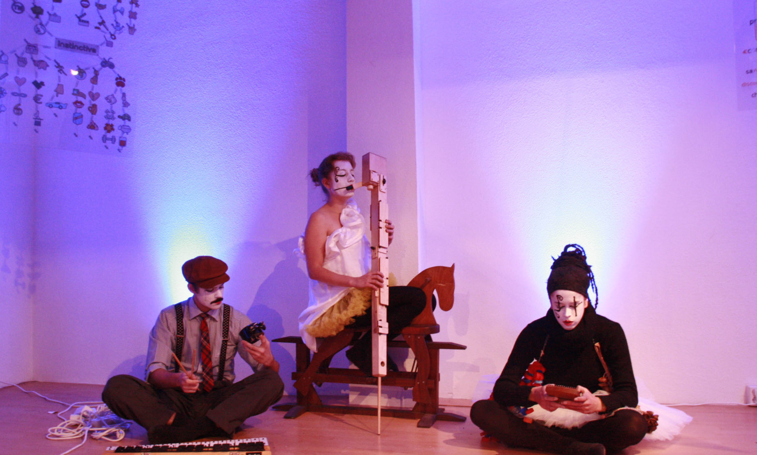 Claudia Hansen, Sarah Jeffery and Anthony Leigh Dunstan performing with recorder and percussion at Esprit de Curiosités